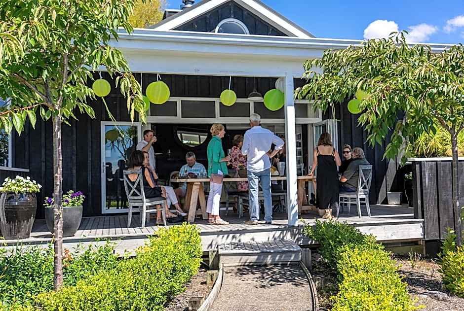 Woodhouse Mountain Lodge