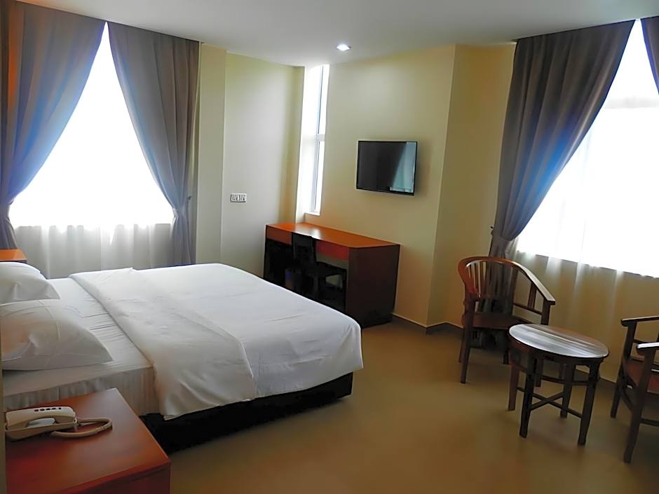 Lks Hotel