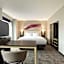 DoubleTree by Hilton St. Paul East