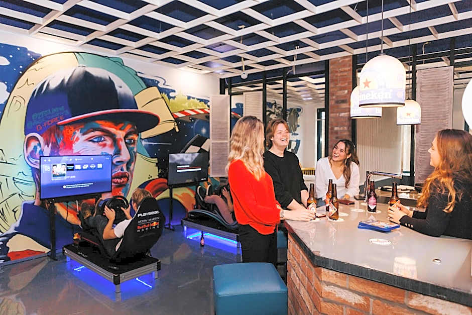 Amsterdam Teleport Hotel