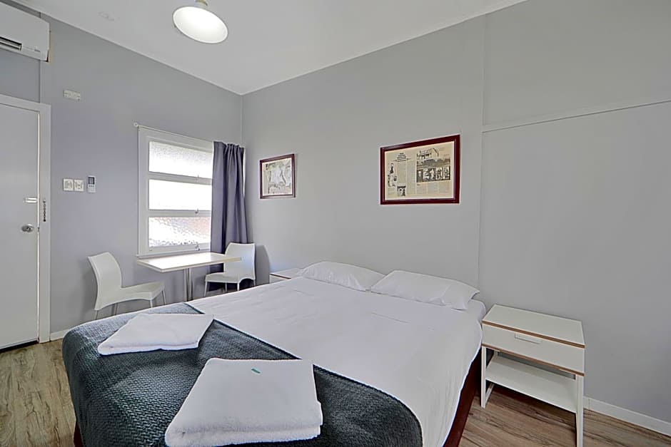Ned Kelly's Motel