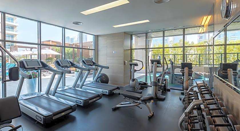 The Radisson Blu Residence, Dubai Marina