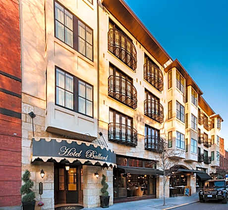 Hotel Ballard