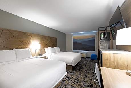 Queen Suite with Two Queen Beds and Roll In Shower - Accessible/Non Smoking