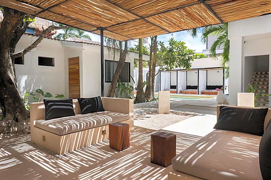 Hotel Aalada Playa del Carmen