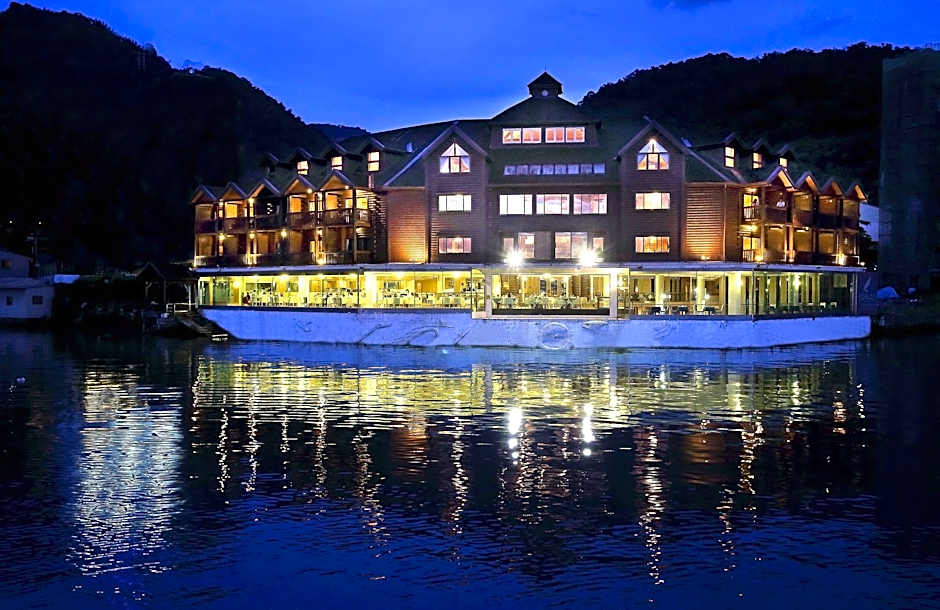 The Richforest Hotel- Sun Moon Lake