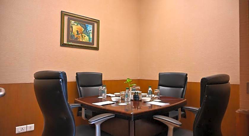 Savoy Suites-Greater Noida
