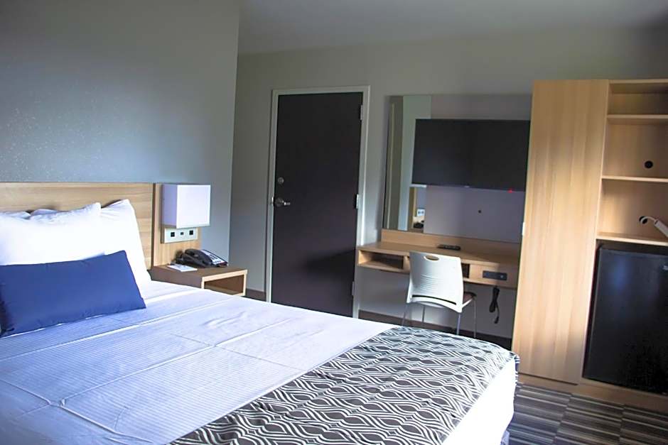 Microtel Inn & Suites by Wyndham Camp Lejeune/Jacksonville