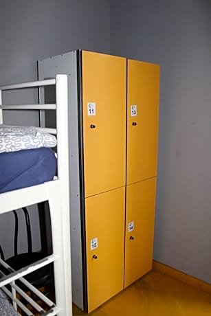 Bunk Bed in 4-Bed Mixed Dormitory Room