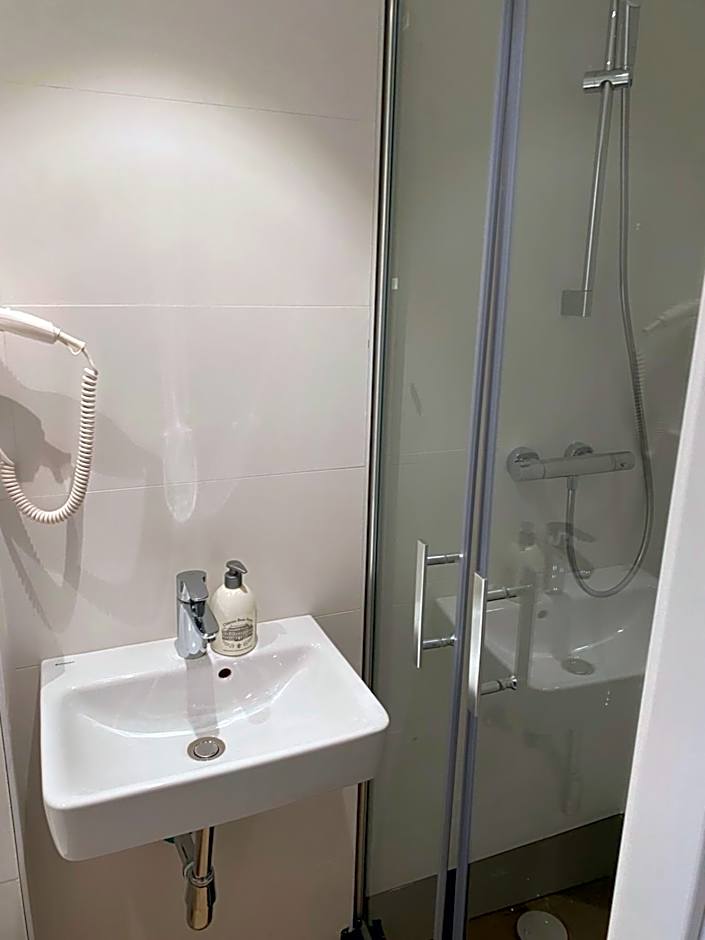 Hotel Petite Königsallee SELF CHECK-IN