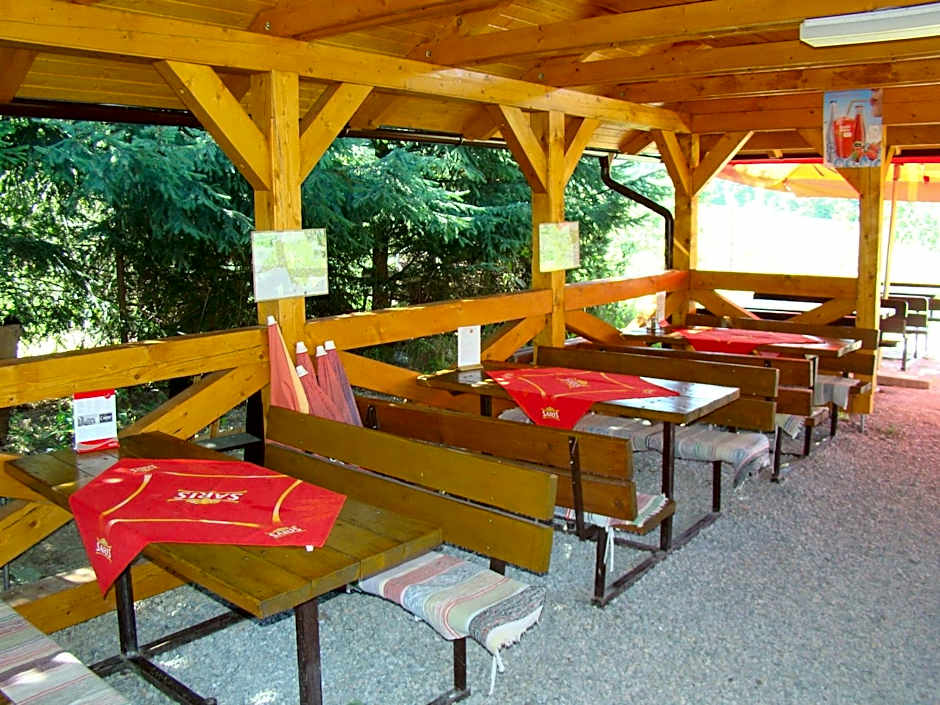 Rekreačná chata pod Jedľovinou, Varín