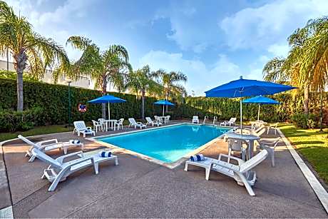 City Express by Marriott Mazatlán