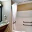 Quality Inn I-70 Near Kansas Speedway
