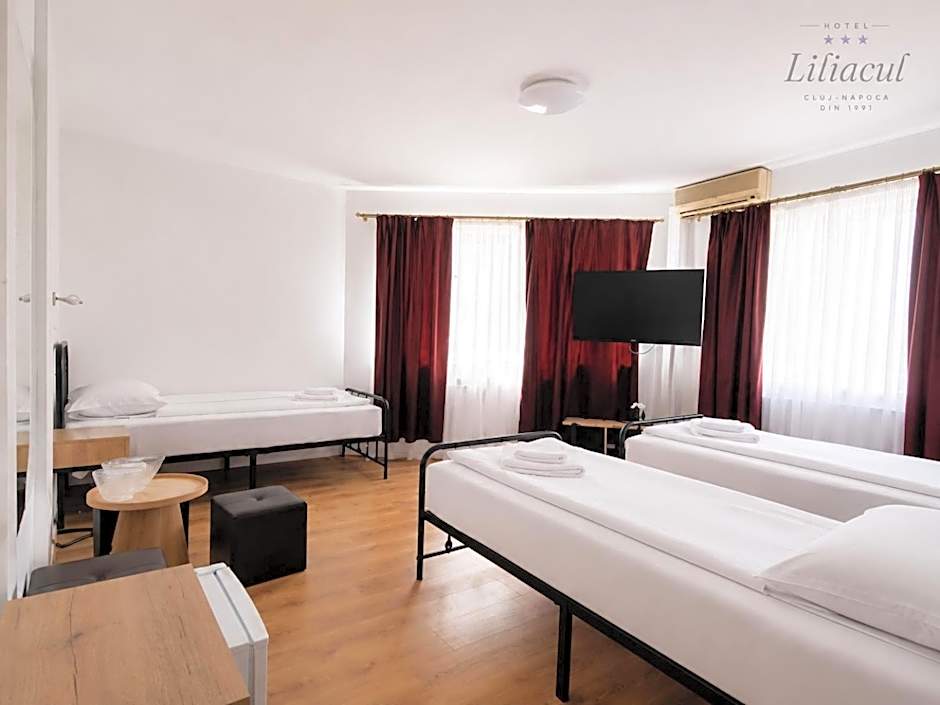 Hotel Liliacul