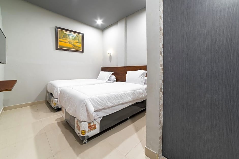 Glamour Hotel and Spa