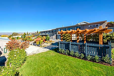 Central Gateway Motel