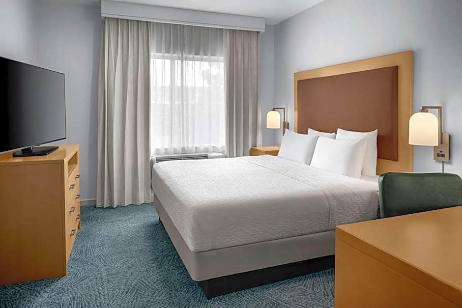 Homewood Suites by Hilton Anaheim Resort