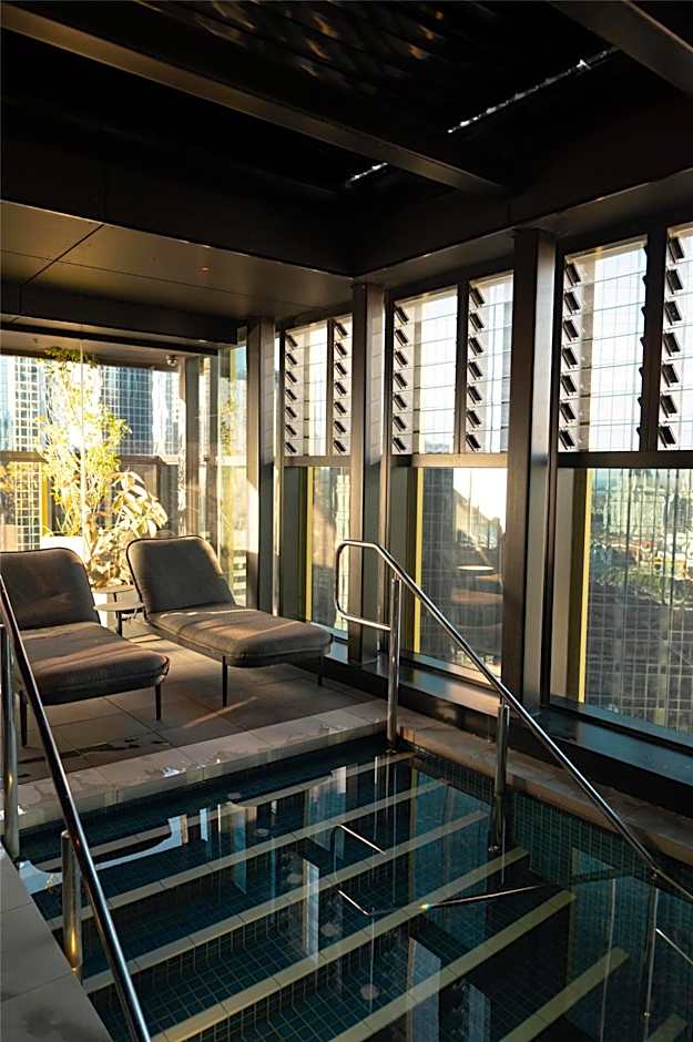 Quincy Hotel Melbourne