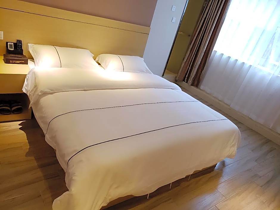 NuanJiaoLuo Hotel
