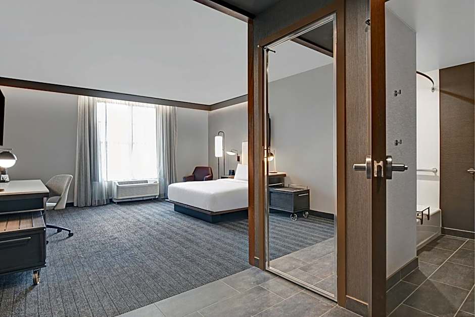 Courtyard by Marriott® Manhattan Aggieville