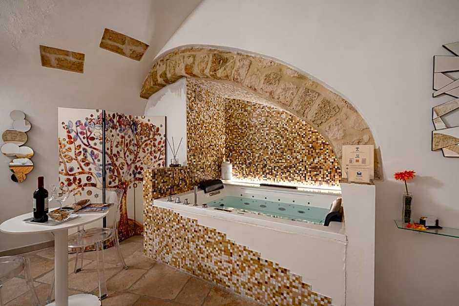 GuestHost - Number 12 Luxury Room