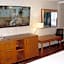 Clarion Hotel Bakersfield North