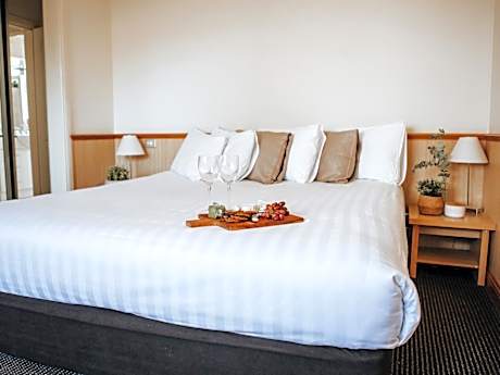 Executive Two-Bedroom Apartment