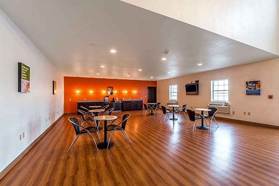 Motel 6-Jourdanton, TX