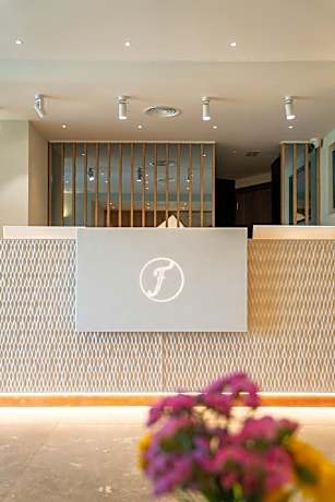 Felix Hotel