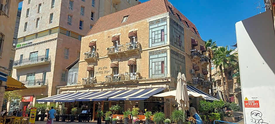 Zion Hotel
