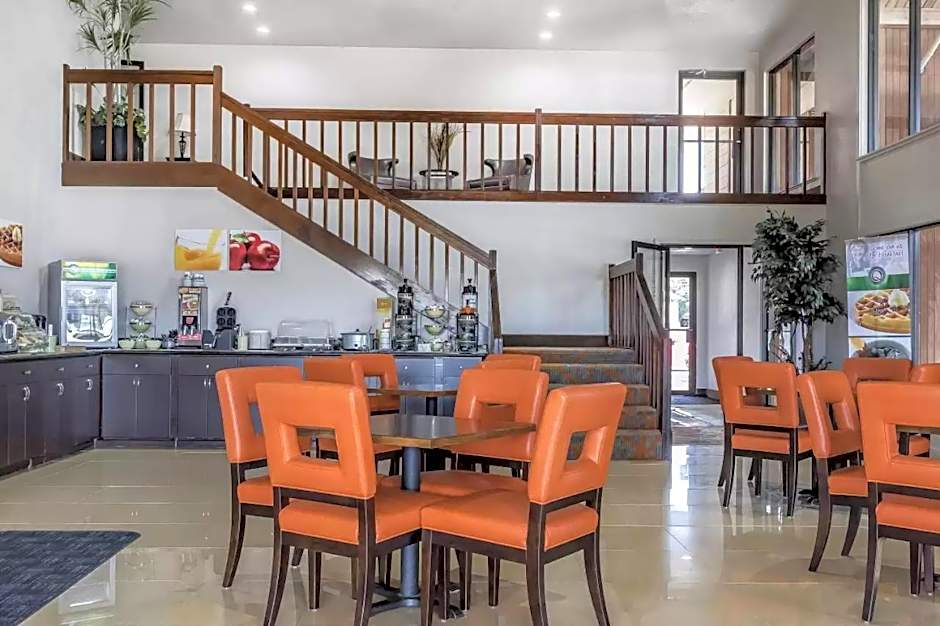 Quality Inn & Suites Stuttgart North