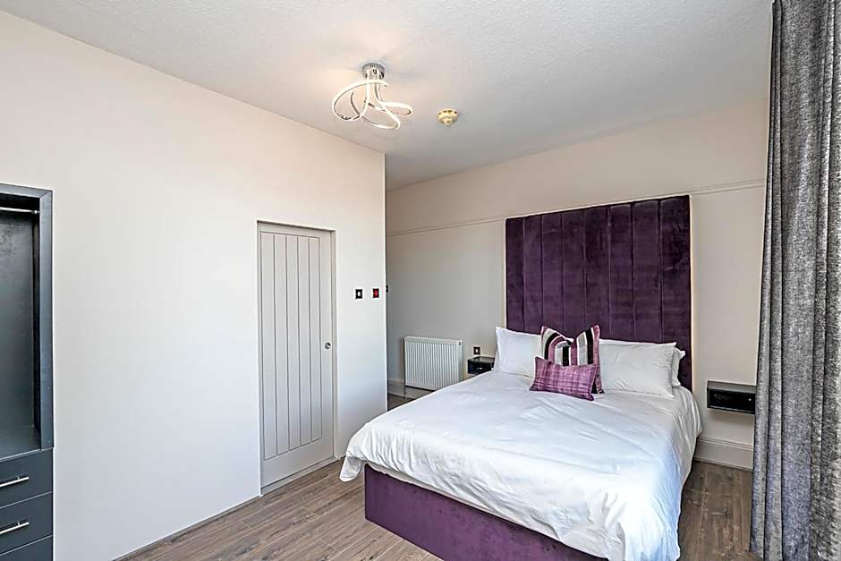 Pages Hotel and Guesthouse