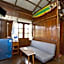 Arya's Surf Camp Cimaja
