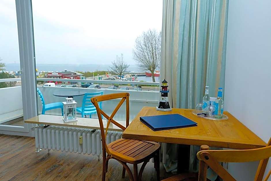 ACQUA Strande Yachthotel & Restaurant