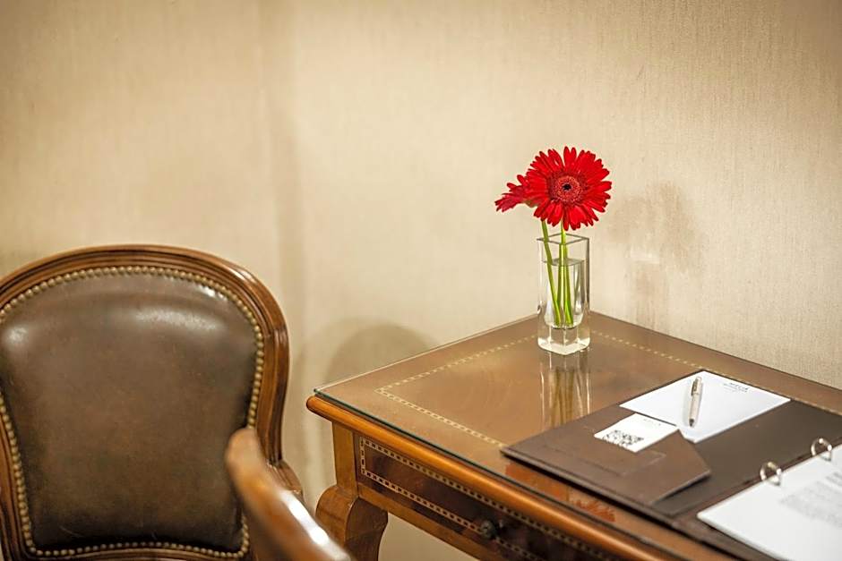 Meliá Recoleta Plaza Boutique Hotel