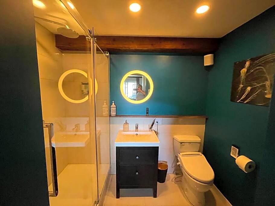 Ty-Llyn - Lakeside Spa Retreat