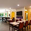 La Quinta Inn & Suites by Wyndham Vancouver Airport