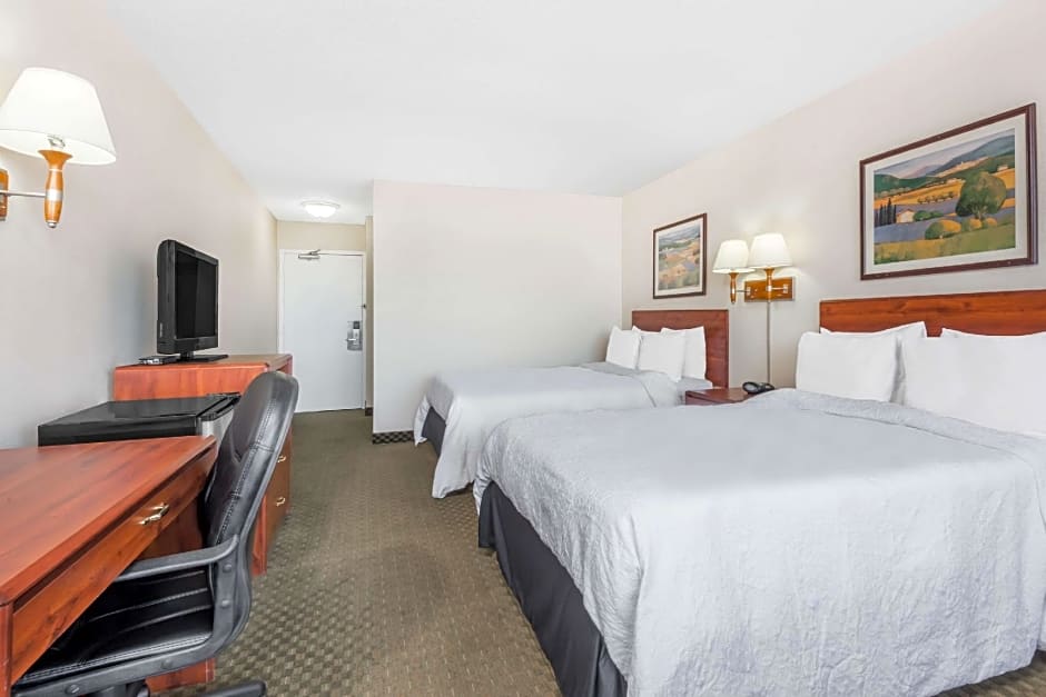 Howard Johnson by Wyndham Gillette