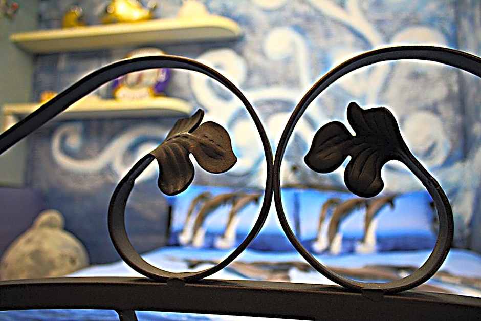 3D Sunflower Embossed B&B