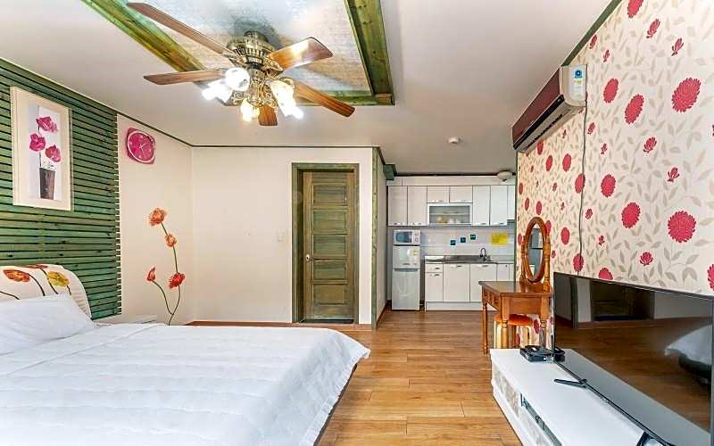 Paradise Pension