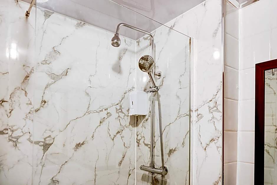 Warwickshire Park Hotel