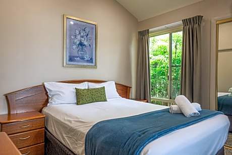 Two Bedroom Beachfront Spa Villa