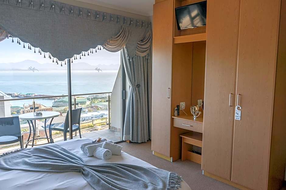 Bar-t-nique Guest House