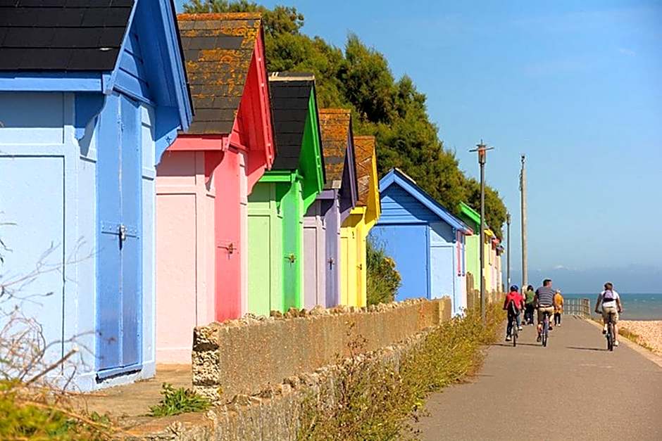 Holiday Inn Express Folkestone Channel Tunnel By IHG