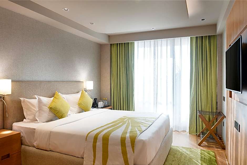 Modi Yoga Retreat - A Luxurious Yoga Retreat on the banks of Ganges