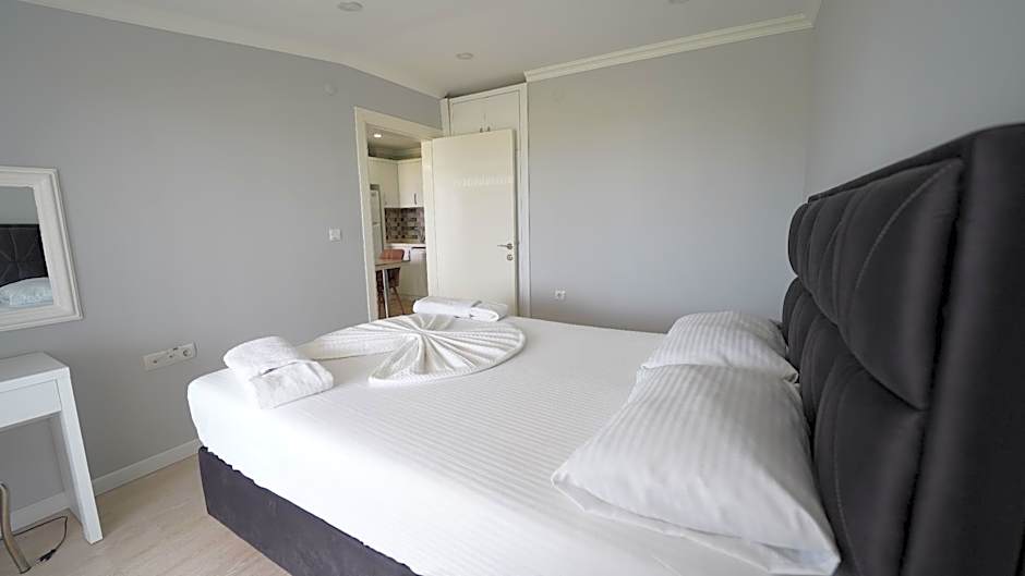 Gardenya Lara Suit Hotel