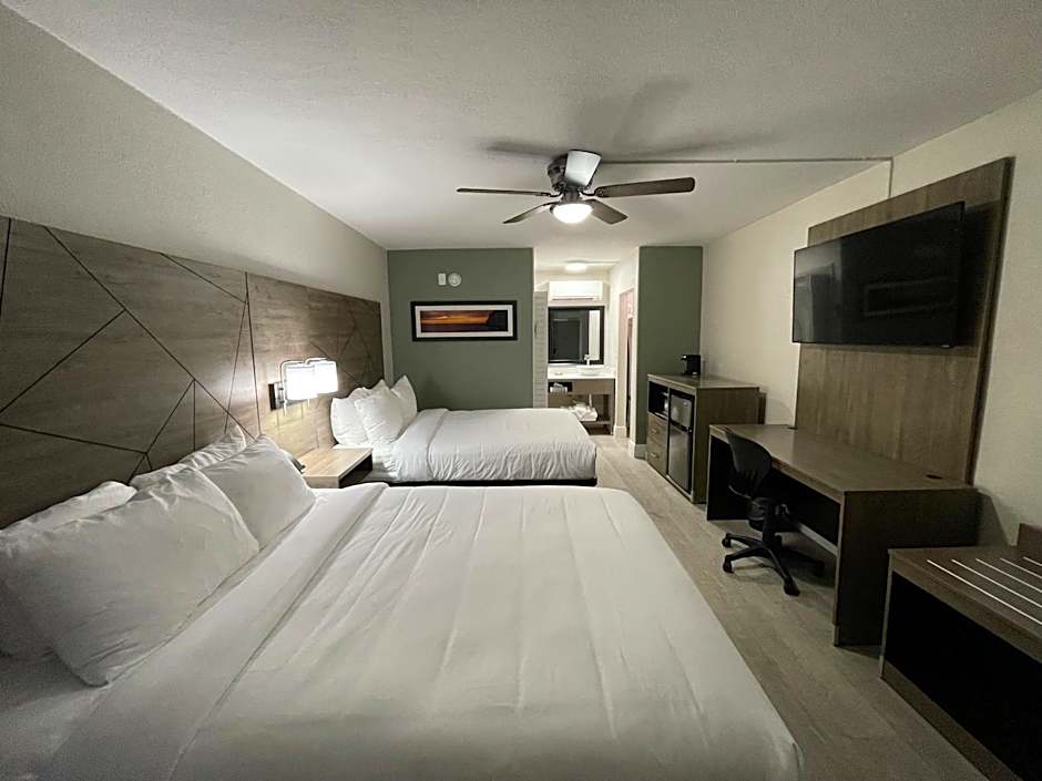 Quality Inn & Suites Airport/Cruise Port Hollywood