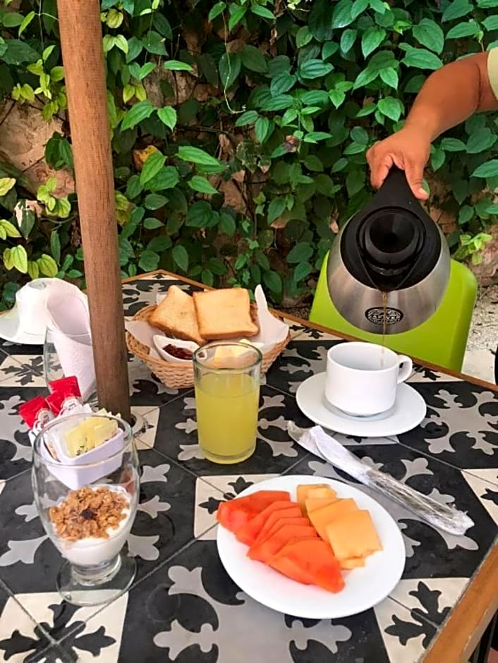 Casona 61 by GuruHotel