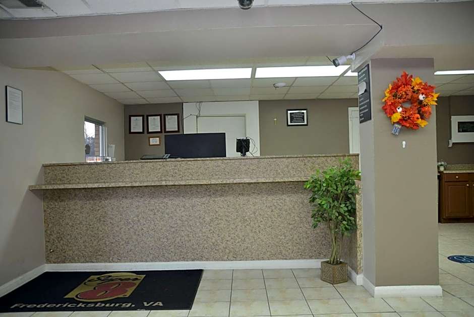 Super 8 by Wyndham Fredericksburg