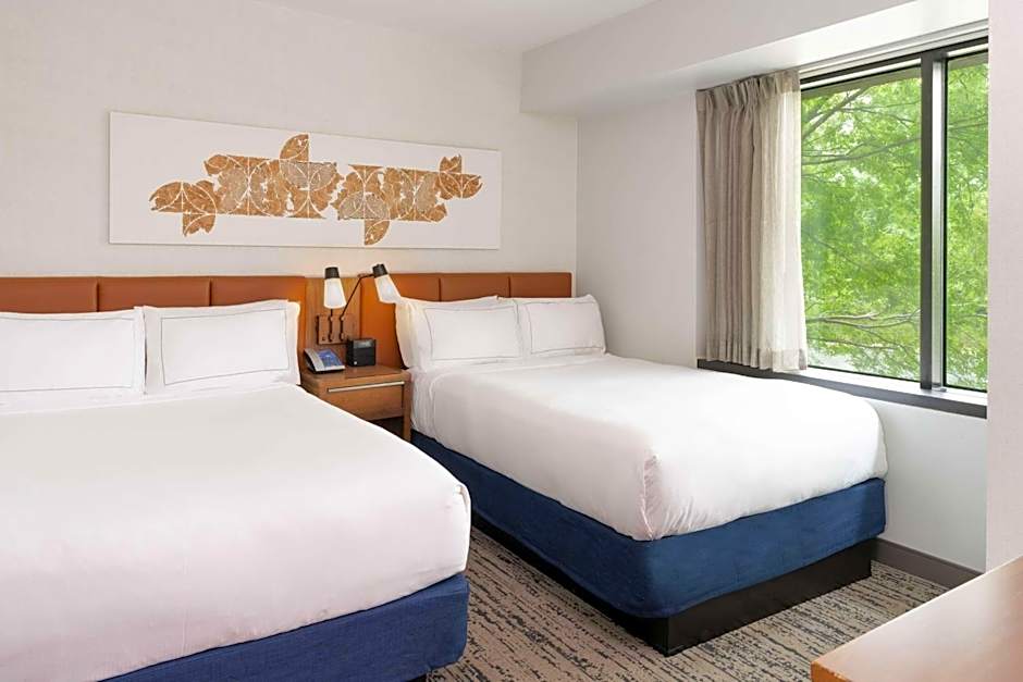 Hilton Fairfax, VA